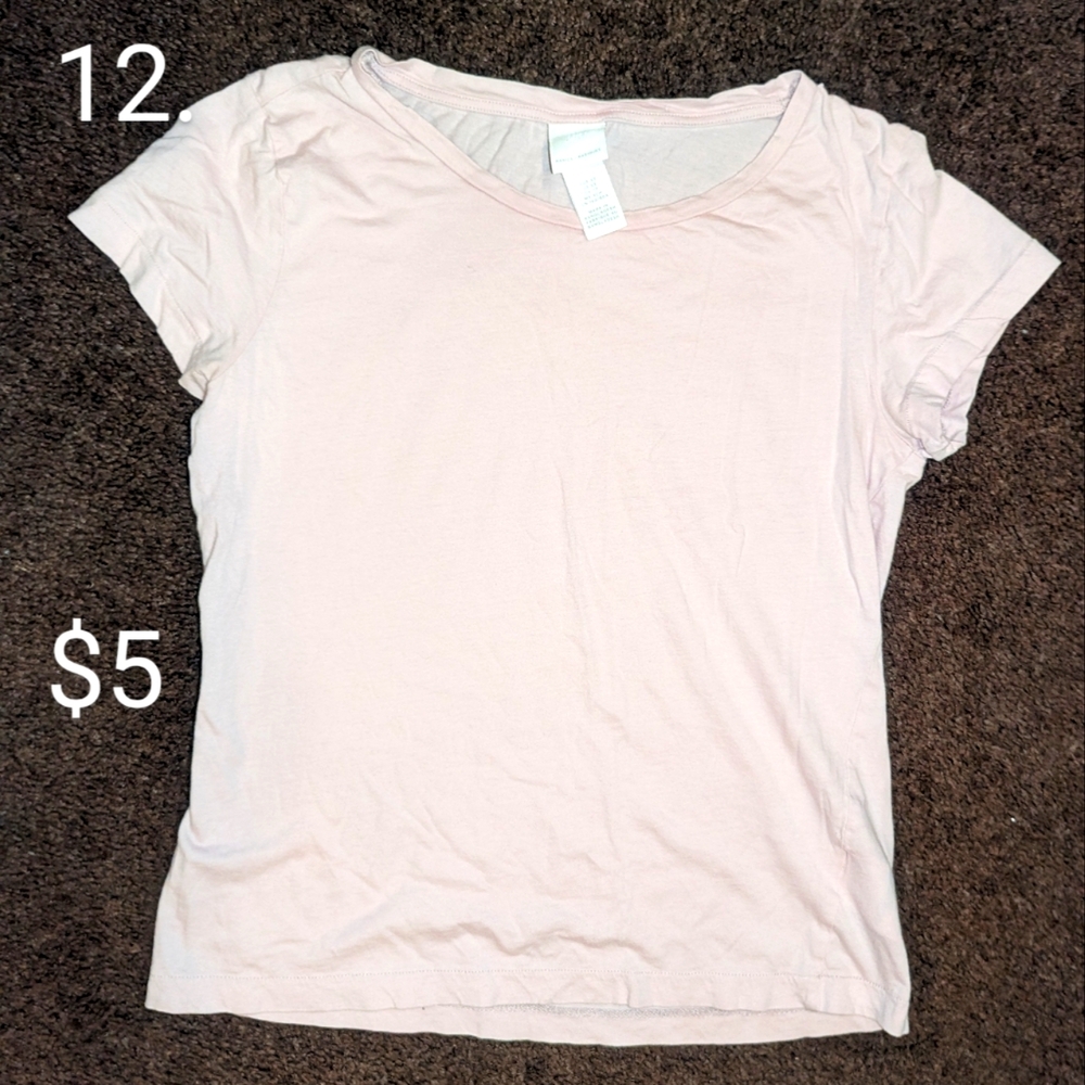 H&M, size XS, light pink shirt